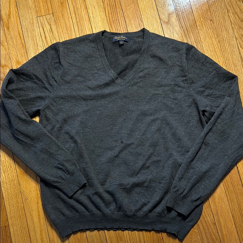 Brooks Brothers Gray V-Neck Sweater Classic Knit Size L